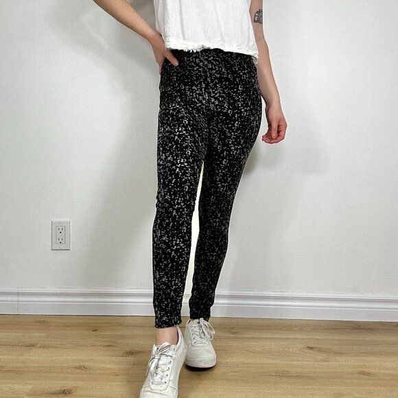 *Just Cozy Night Sky Star Patterned Black Leggings - Picture 1 of 7